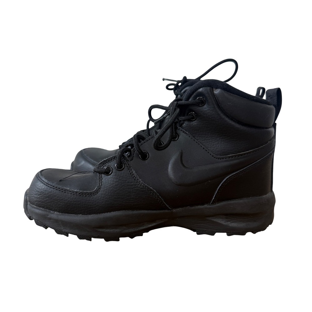 Nike Manoa Leather Boots GS Triple Black BQ5372-001 Size 5.5Y Black